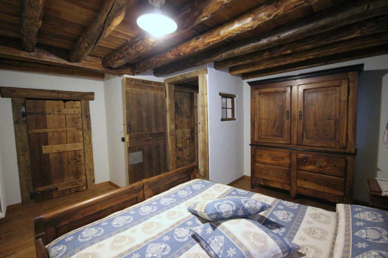 Apartamento Vecchio Fienile Aosta Exterior foto